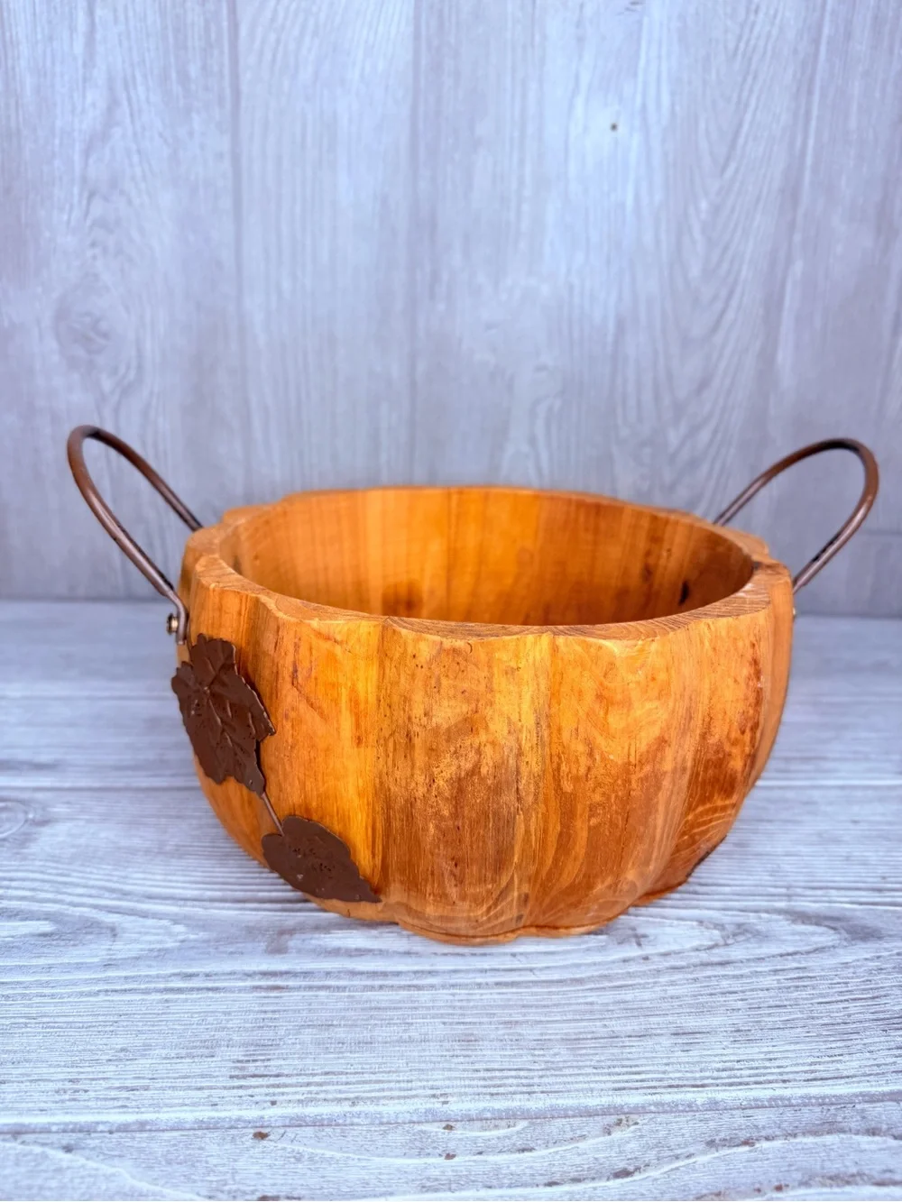 Pier 1 Wooden Pumpkin Bowl Basket Metal Handles Leaf Fall Design decoration